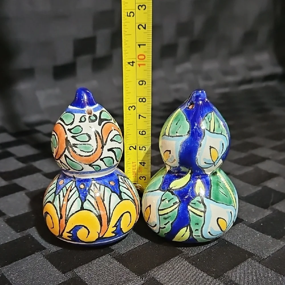 Vibrant Handpainted Mexican Talavera Gourd Shaped Salt/Pepper Shakers w/Stoppers